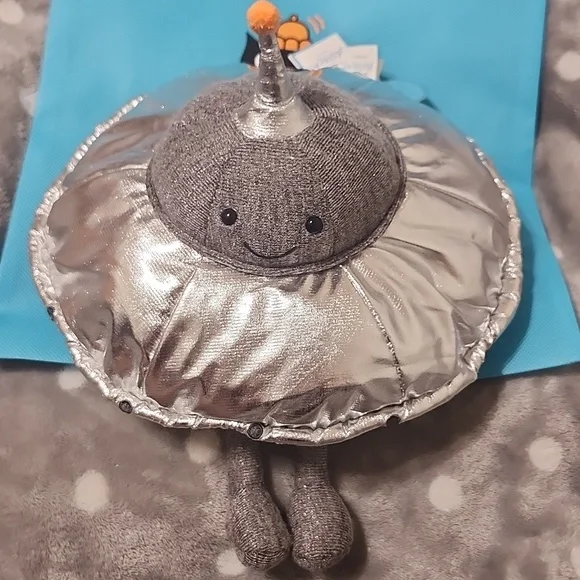 Jellycat Jellysaucer Qty 1 + Free Dust Bag - Picture 4 of 15